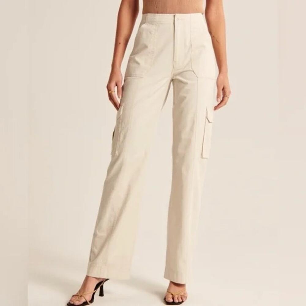 Abercrombie & Fitch Curve Love Relaxed Cargo Pants Size 2 Beige Utility Gorpcore
